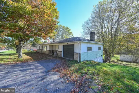 5202 Hutton Rd, Oakland, MD 21550 photo 2