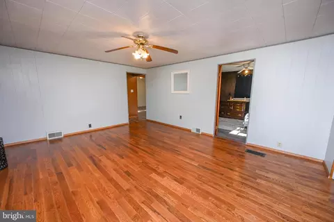 5202 Hutton Rd, Oakland, MD 21550 photo 6