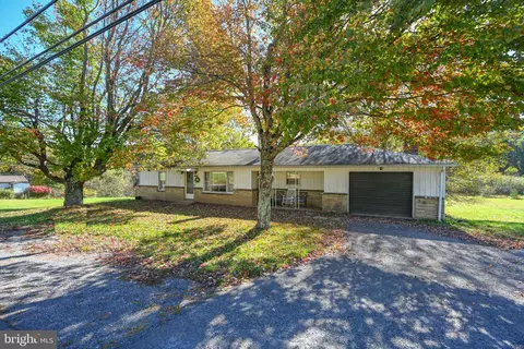 5202 Hutton Rd, Oakland, MD 21550