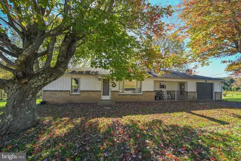 5202 Hutton Rd, Oakland, MD 21550 photo 3