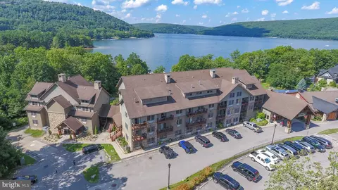 565 Glendale Rd #116, Oakland, MD 21550