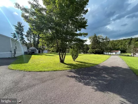 1240 W Finzel Rd, Frostburg, MD 21532