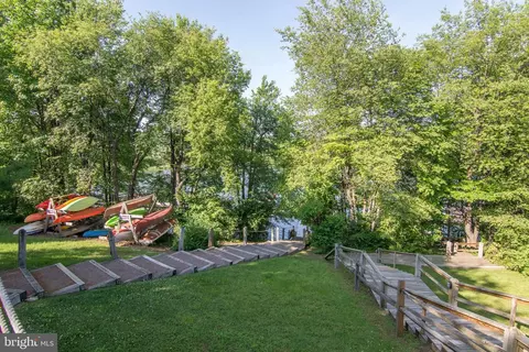 Exterior - 257 Marsh Hill Rd #37, Mc Henry, MD 21541 photo 3 of 4