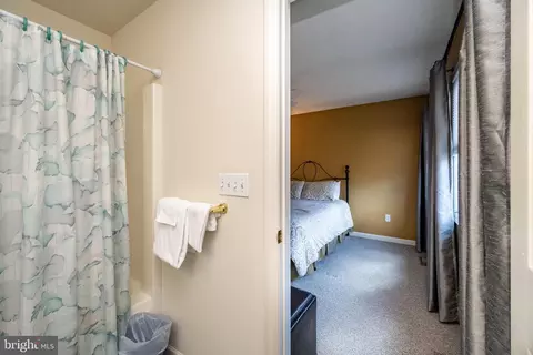 Bedroom - 257 Marsh Hill Rd #37, Mc Henry, MD 21541 photo 11 of 12