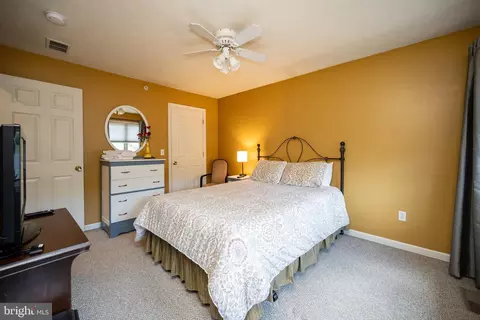 Bedroom - 257 Marsh Hill Rd #37, Mc Henry, MD 21541 photo 10 of 12