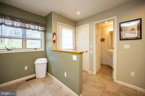 Entry Way - 257 Marsh Hill Rd #37, Mc Henry, MD 21541 photo 1 of 4
