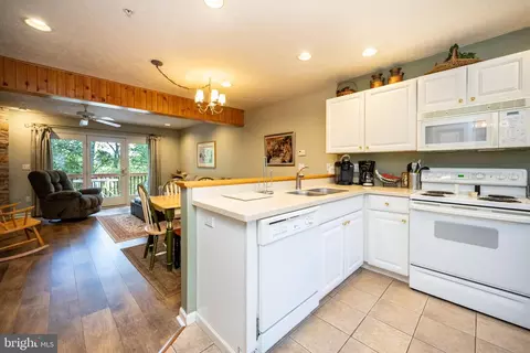 Kitchen - 257 Marsh Hill Rd #37, Mc Henry, MD 21541 photo 2 of 4
