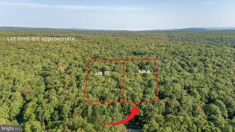 9 10 Grouse Run Rd, Oakland, MD 21550