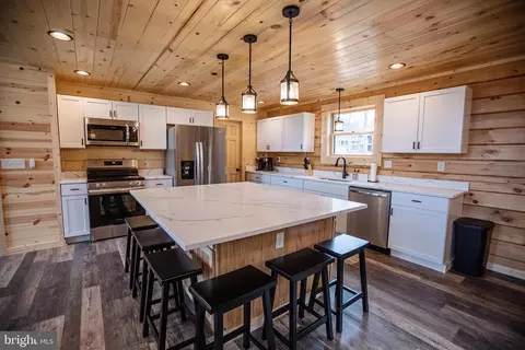 Kitchen - 635 Biltmore Ridge Trl, Mc Henry, MD 21541 photo 1 of 3