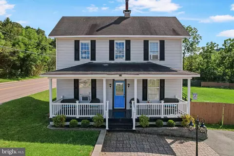 419 Oak St, Friendsville, MD 21531