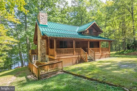 Exterior - 34 Shingle Camp Ter, Mc Henry, MD 21541 photo 7 of 10