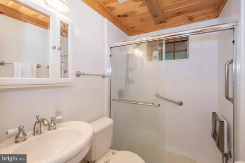 Bath - 34 Shingle Camp Ter, Mc Henry, MD 21541 photo 1 of 1