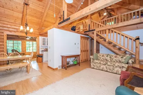 Entry Way - 34 Shingle Camp Ter, Mc Henry, MD 21541 photo 1 of 1