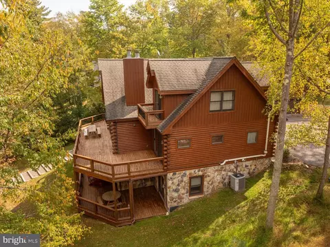 294 N Shoreline Dr, Swanton, MD 21561