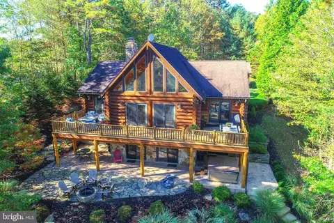1567 Pergin Farm Rd, Oakland, MD 21550