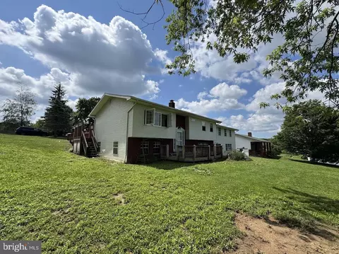 111 Knoll Crest Heights Dr, Oakland, MD 21550