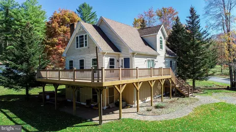 32 Hazelhurst Ln, Swanton, MD 21561