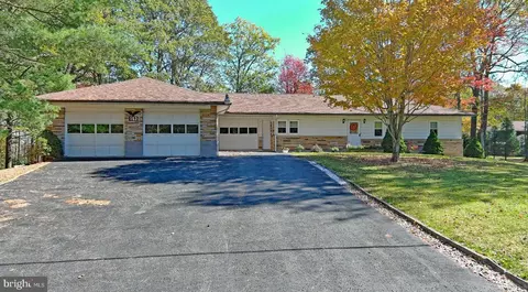 162 Avilton Rd, Lonaconing, MD 21539