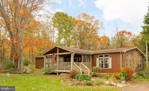 968 Hutton Rd, Oakland, MD 21550