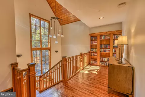 Entry Way - 3135 Turkey Nck, Swanton, MD 21561 photo 2 of 5