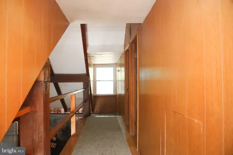 Entry Way - 725 Candle Tree Ln, Swanton, MD 21561 photo 5 of 5