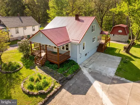 66 Old Morgantown Rd E, Friendsville, MD 21531