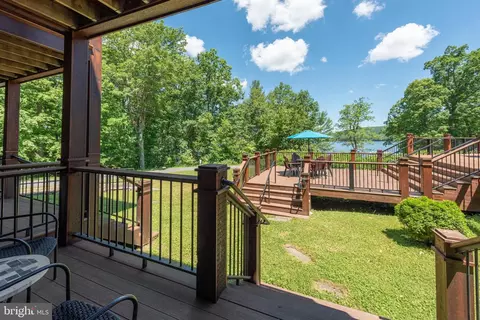 565 Glendale Rd #103B, Oakland, MD 21550