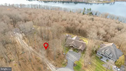 13 Parkside South Ct, Mc Henry, MD 21541