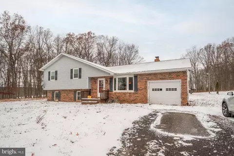 141 Truesdale Rd, Oakland, MD 21550