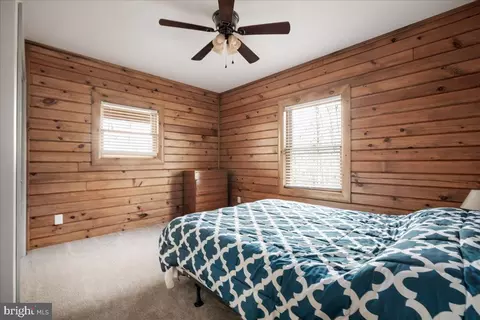 Bedroom - 95 White Oak Dr, Swanton, MD 21561 photo 2 of 6