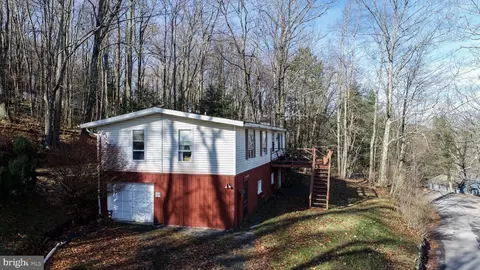 16 Lemley, Oakland, MD 21550