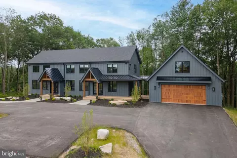 14 Summer Camp Ln, Mc Henry, MD 21541
