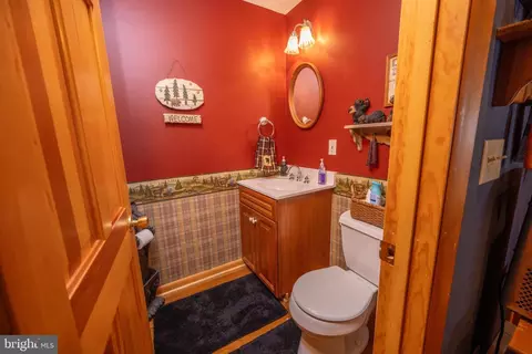 Bath - 542 Bench Rd, Swanton, MD 21561 photo 2 of 5