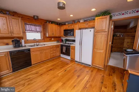 Kitchen - 542 Bench Rd, Swanton, MD 21561 photo 2 of 2