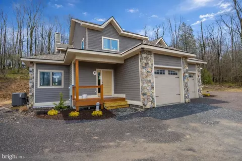 4 Mystic Creek Trl # A, Oakland, MD 21550