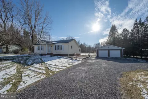1108 Hutton Rd, Oakland, MD 21550