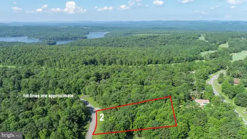 2 Fern Loop Dr, Mc Henry, MD 21541