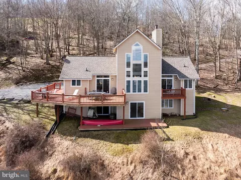 Exterior - 164 Grandview Dr, Oakland, MD 21550 photo 2 of 7