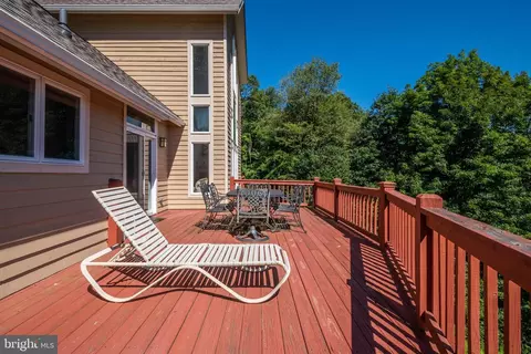 Exterior - 164 Grandview Dr, Oakland, MD 21550 photo 5 of 7