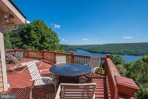 Exterior - 164 Grandview Dr, Oakland, MD 21550 photo 6 of 7