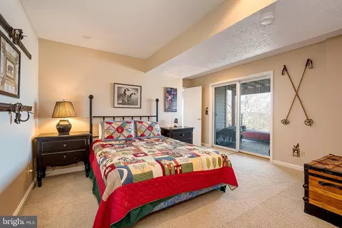 Bedroom - 164 Grandview Dr, Oakland, MD 21550 photo 10 of 11