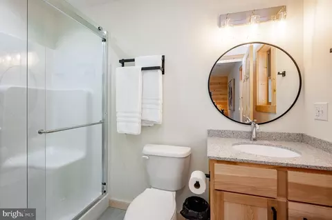 Bath - 36 Irwin Way, Mc Henry, MD 21541 photo 5 of 7