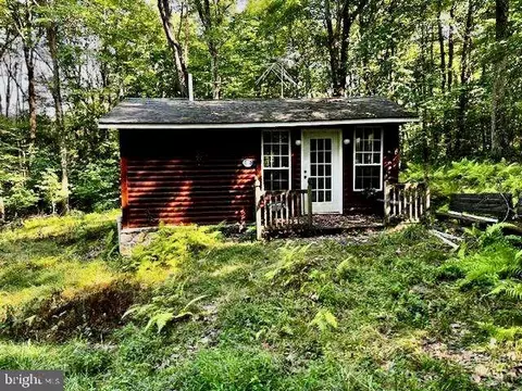 140 Hollis Beaulieu Rd, Friendsville, MD 21531