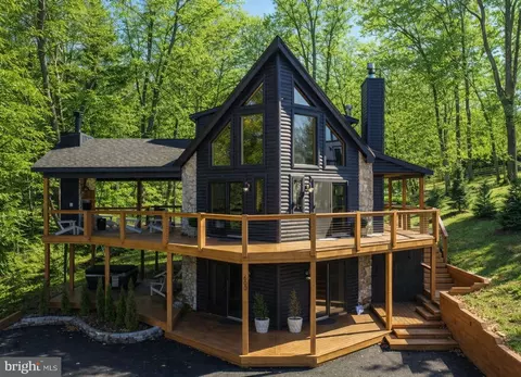 660 Glendale Rd, Oakland, MD 21550