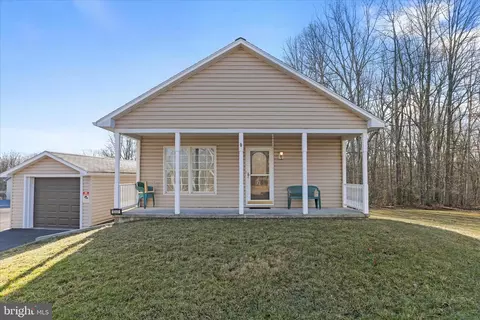 1307 Broadford Rd, Mountain Lake Park, MD 21550