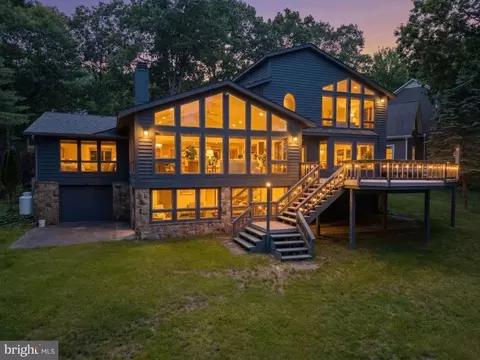 62 Duck Cove Rd, Oakland, MD 21550