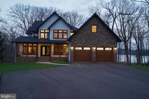 294 Stilwater Dr, Swanton, MD 21561