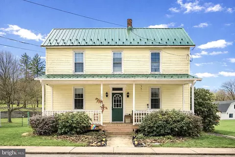 107 Walnut St, Friendsville, MD 21531