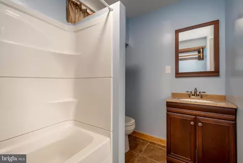 Bath - 400 Bear Dr E, Oakland, MD 21550 photo 4 of 5