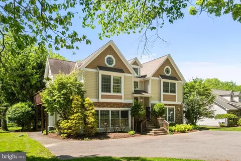 200 Stillwater Dr, Swanton, MD 21561